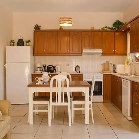 Aretaki Apartman Kalamaki